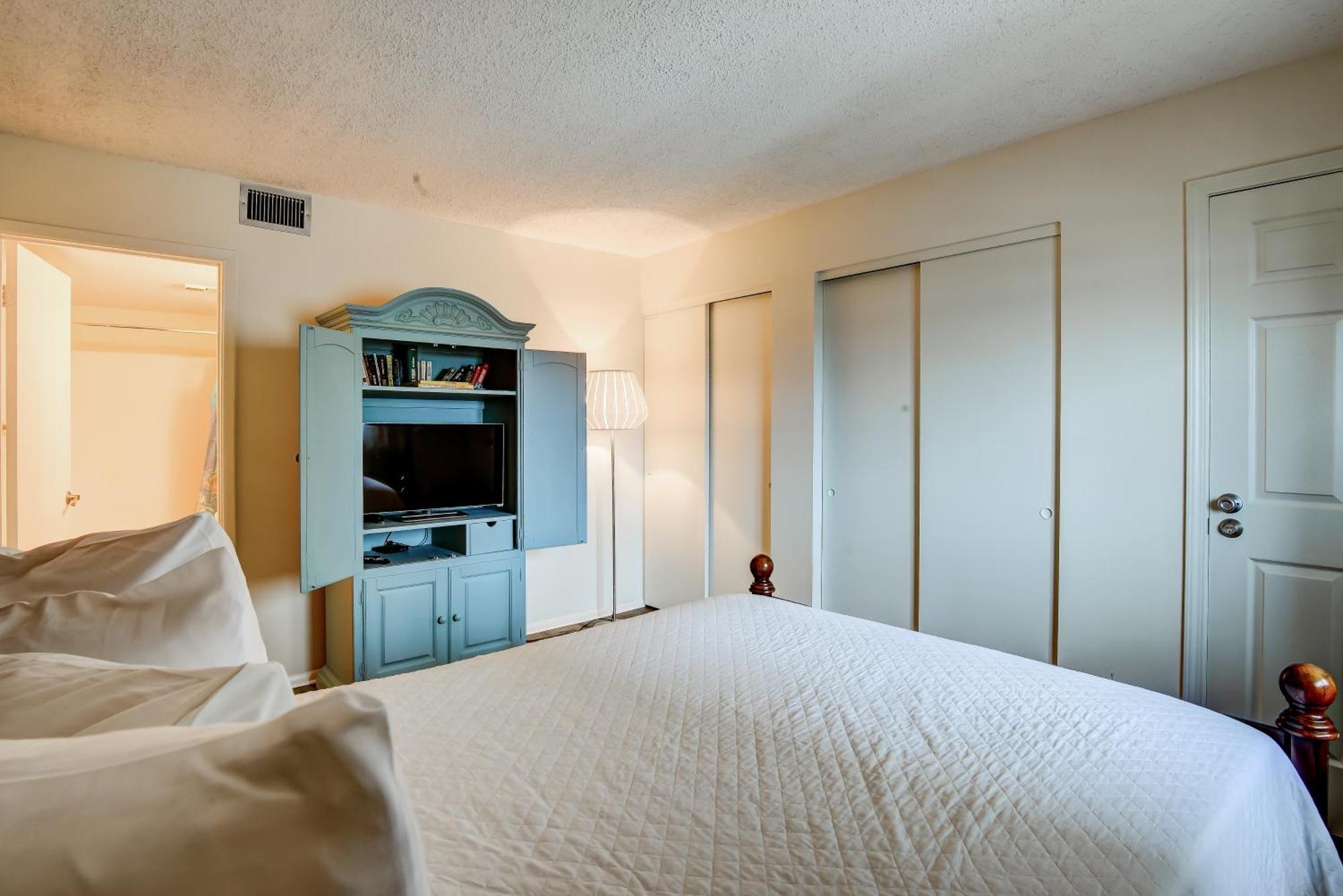 Pinnacle Port Condos Panama City Beach Room photo